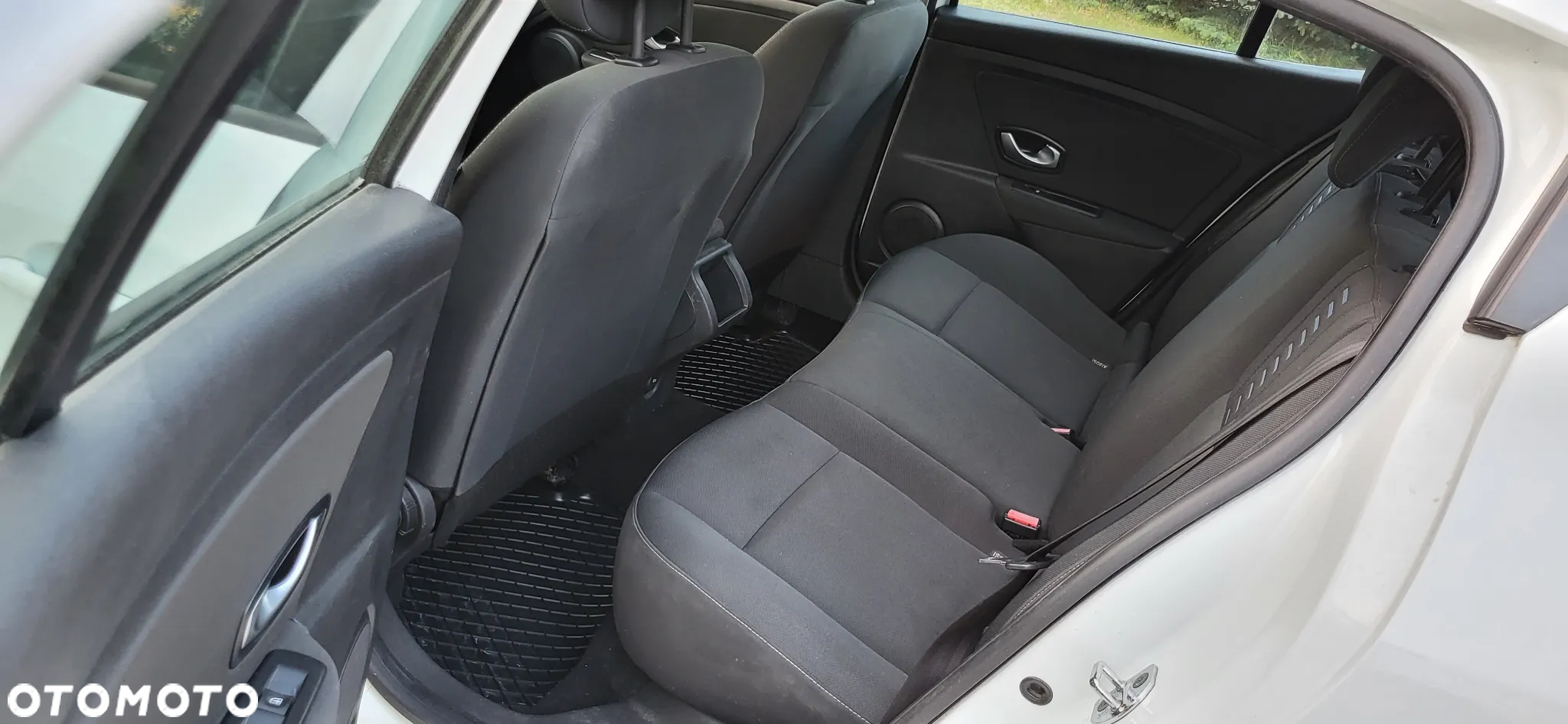 Renault Megane 1.6 16V 100 Authentique - 19