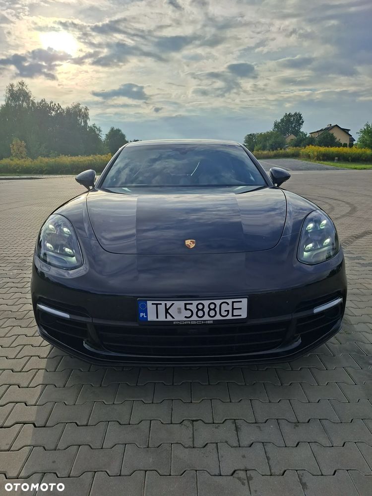 Porsche Panamera 2018 photo 3