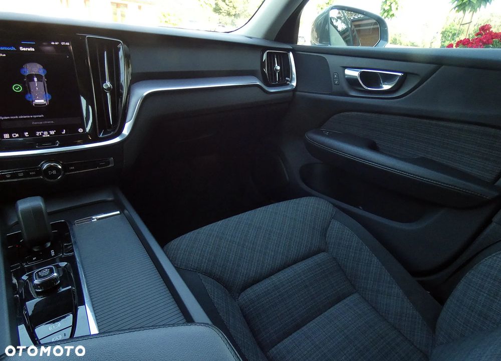 Volvo V60 B4 D Geartronic RDesign - 36