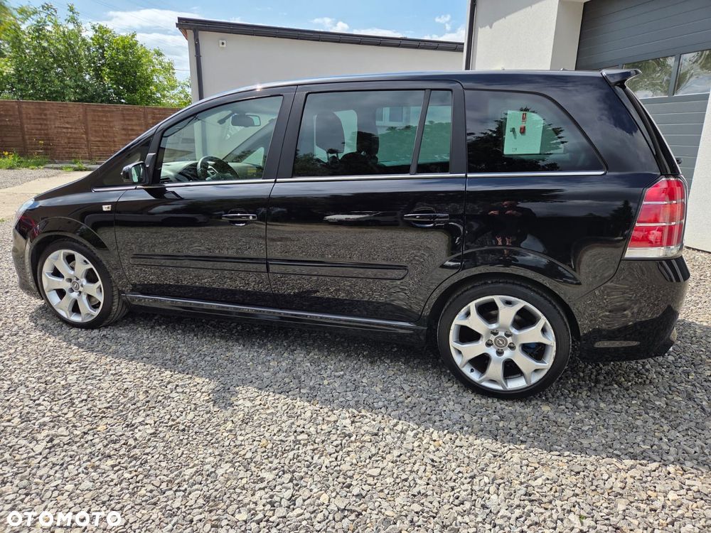 Opel Zafira OPC - 4