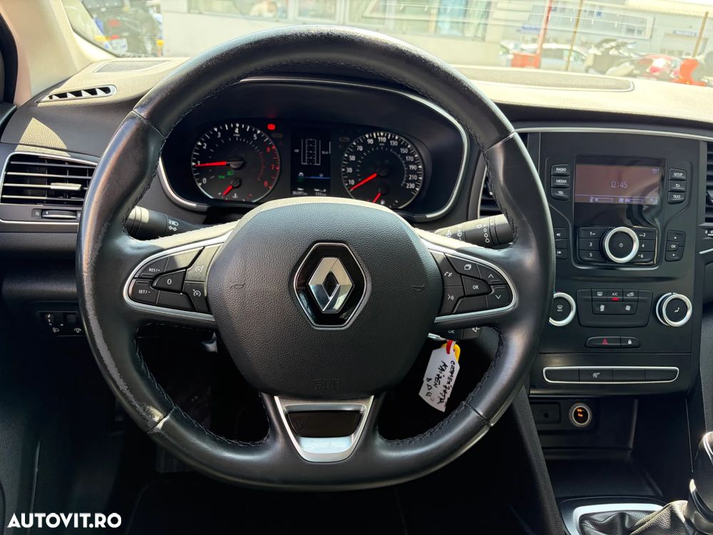 Renault Megane TCe GPF Zen - 16