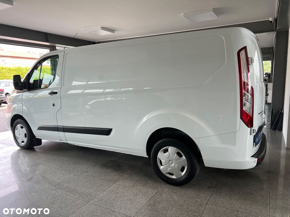 Ford Transit Custom - 11