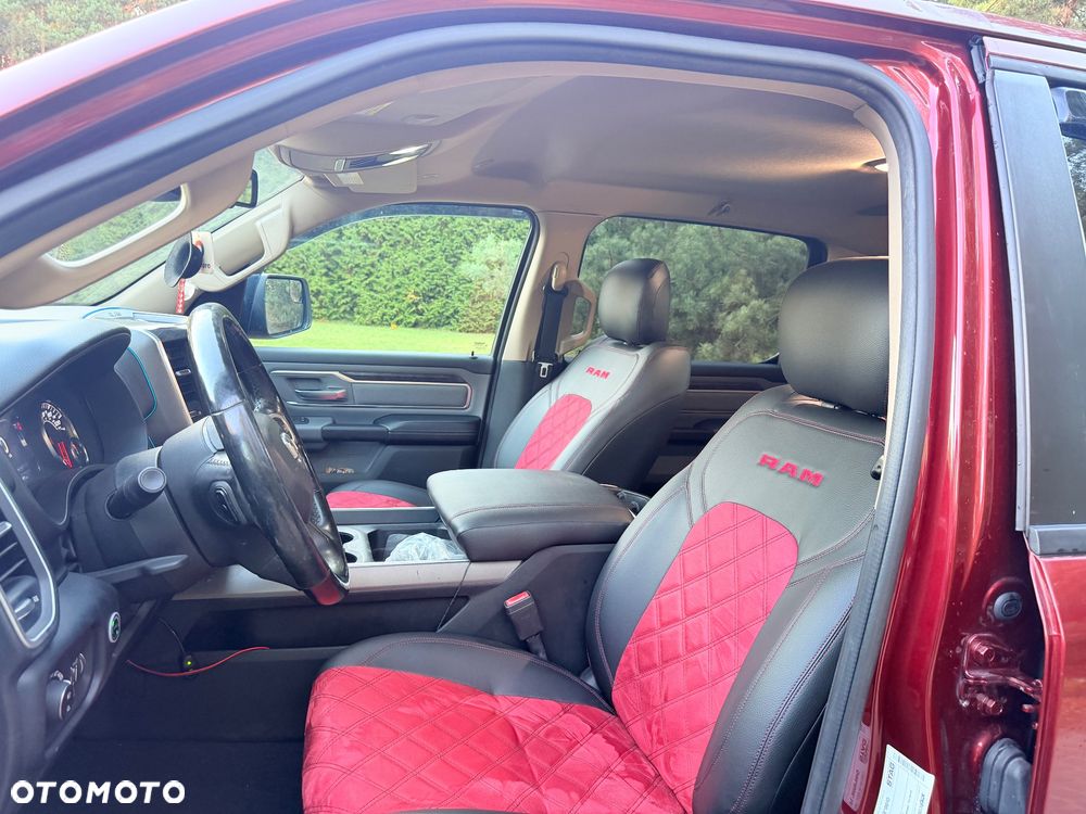 Dodge RAM 5.7 4x4 - 13
