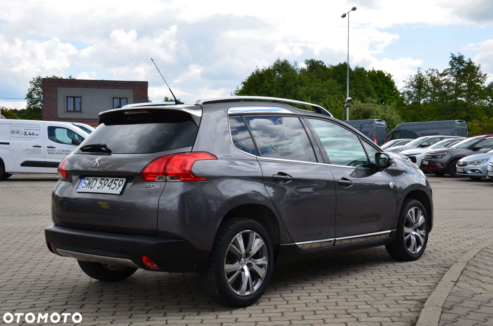 Peugeot 2008 - 5
