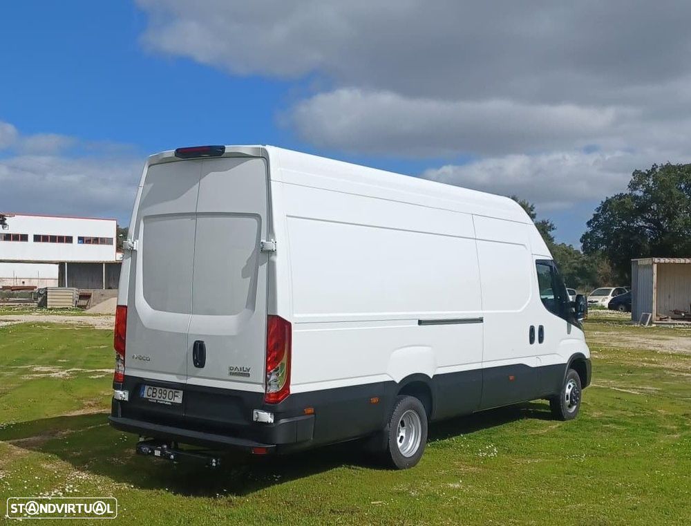 Iveco Daily 3.0 35C21HV A8 4100 18m3 - 4