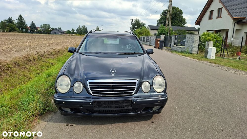 Mercedes-Benz Klasa E 430 T Avantgarde - 24