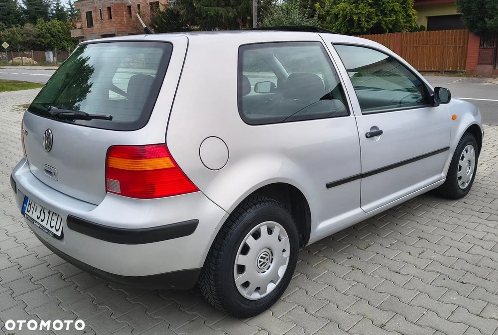 Volkswagen Golf 1.4 Comfortline - 5