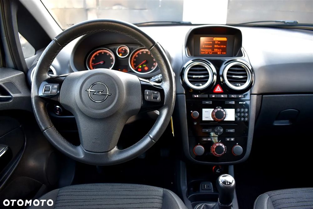 Opel Corsa 1.4 16V Active - 24