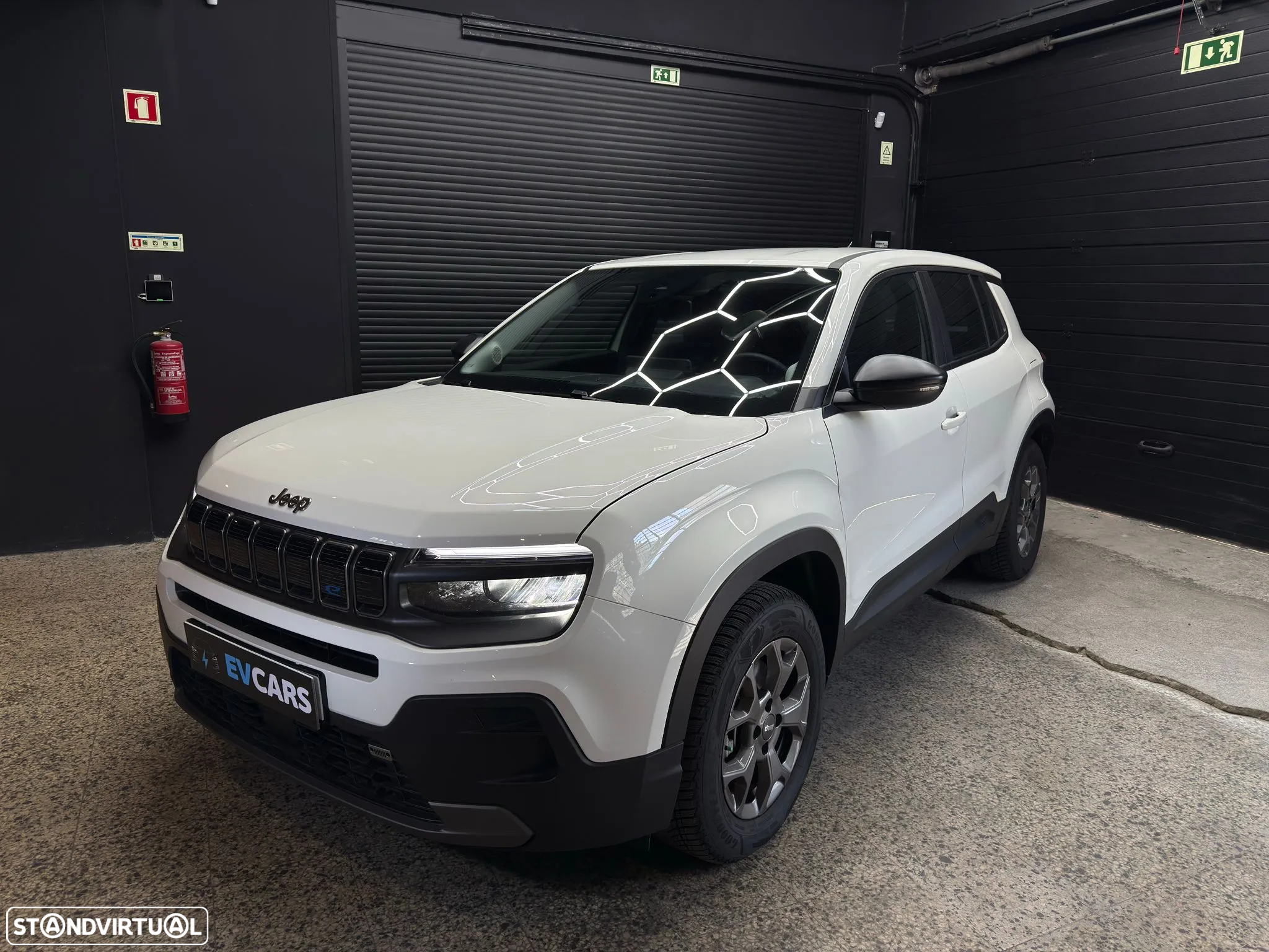 Jeep Avenger 54 kWh Longitude - 3