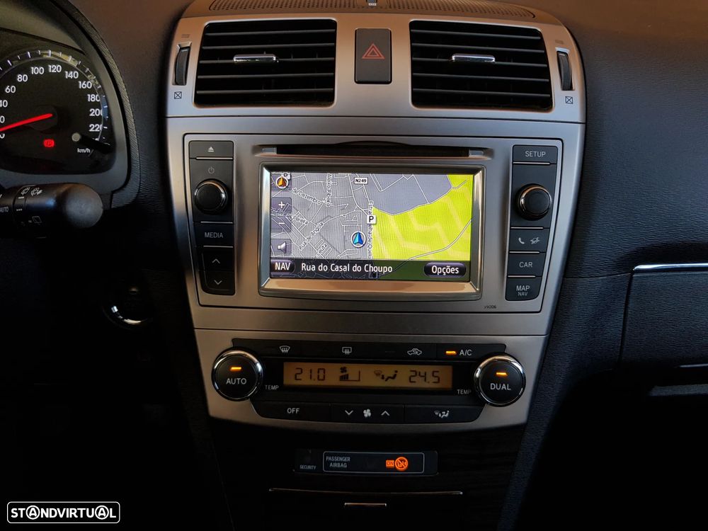 Toyota Avensis SW 2.0 D-4D Luxury+Navi - 19