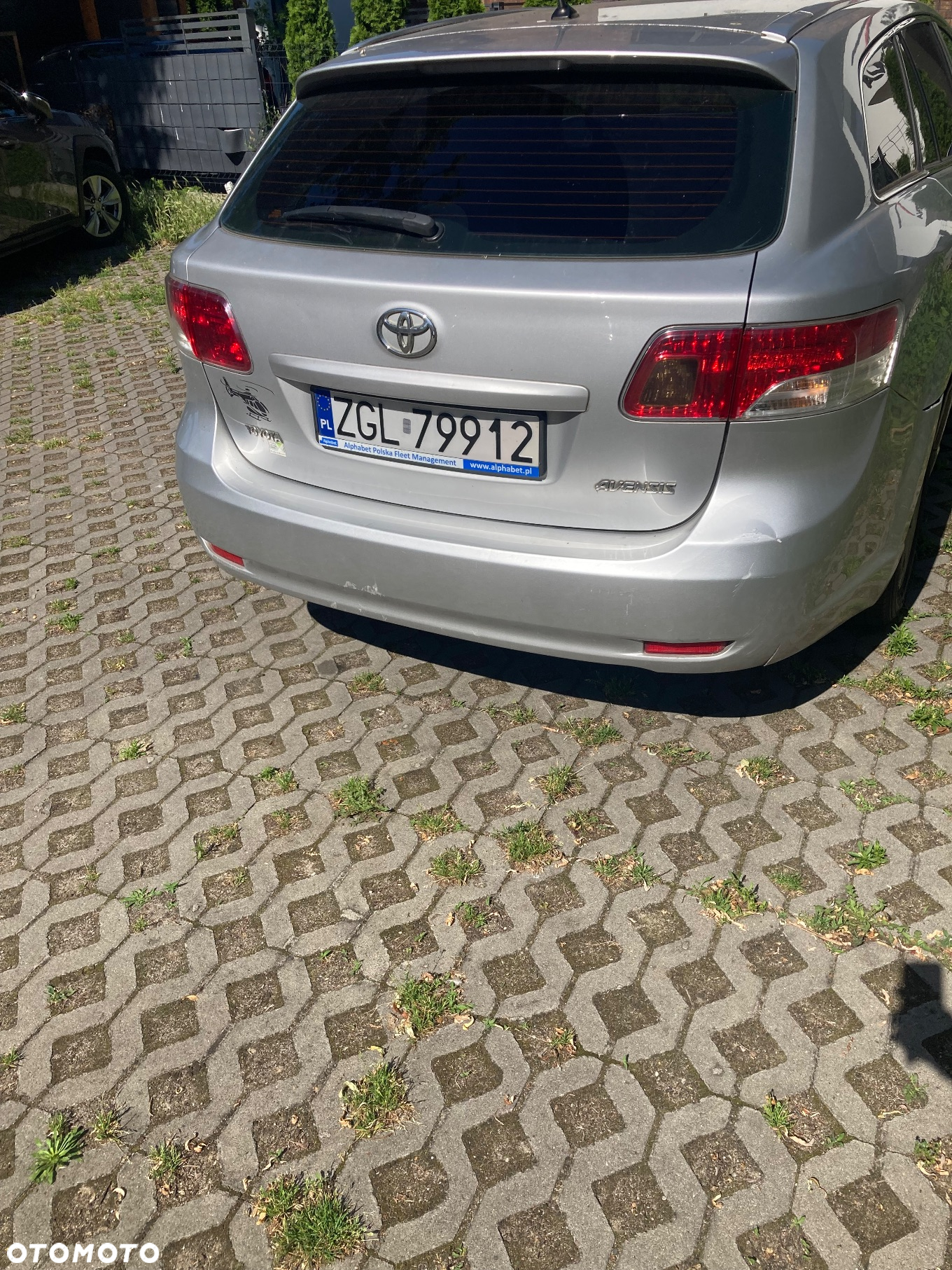 Toyota Avensis - 9