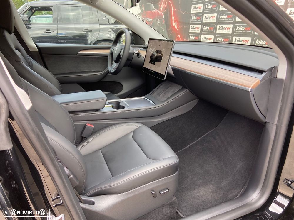 Tesla Model Y Performance Dual Motor AWD - 45