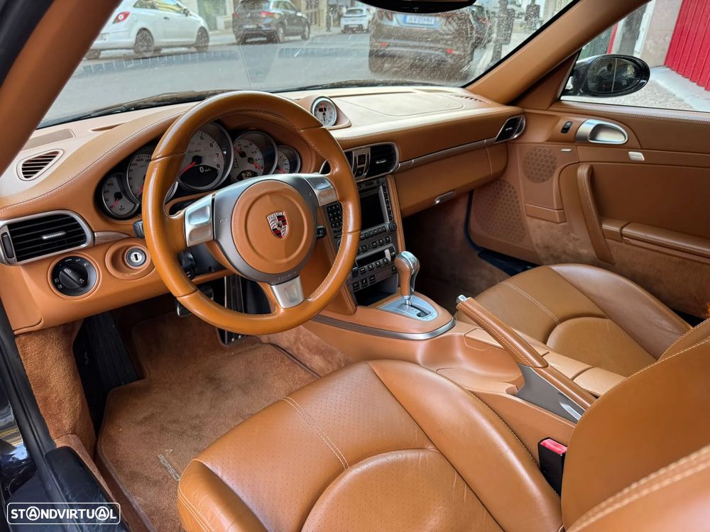 Porsche 911 (997) Turbo - 2