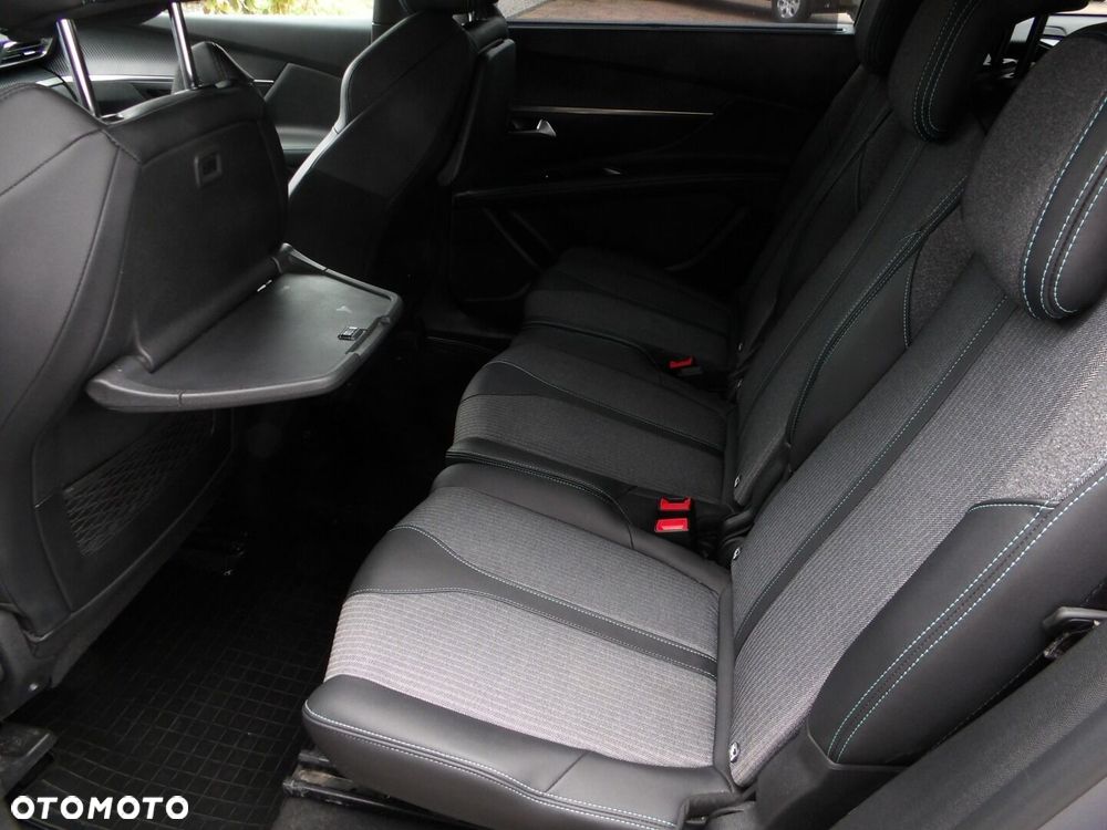 Peugeot 5008 1.5 BlueHDi Allure Pack S&S EAT8 - 17