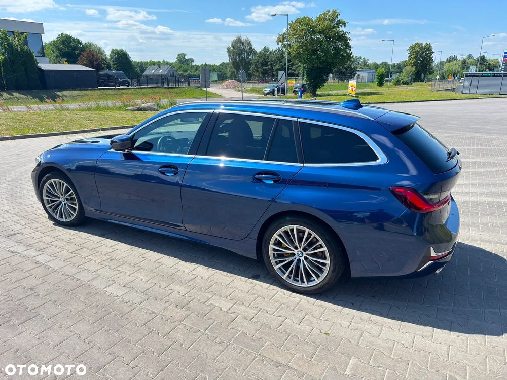 BMW Seria 3 320d xDrive Luxury Line - 4