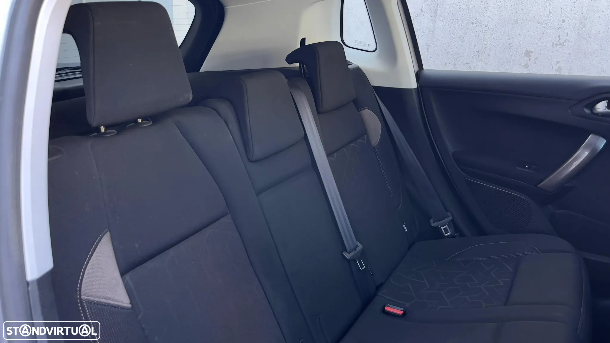 Peugeot 2008 1.4 HDi Allure - 29