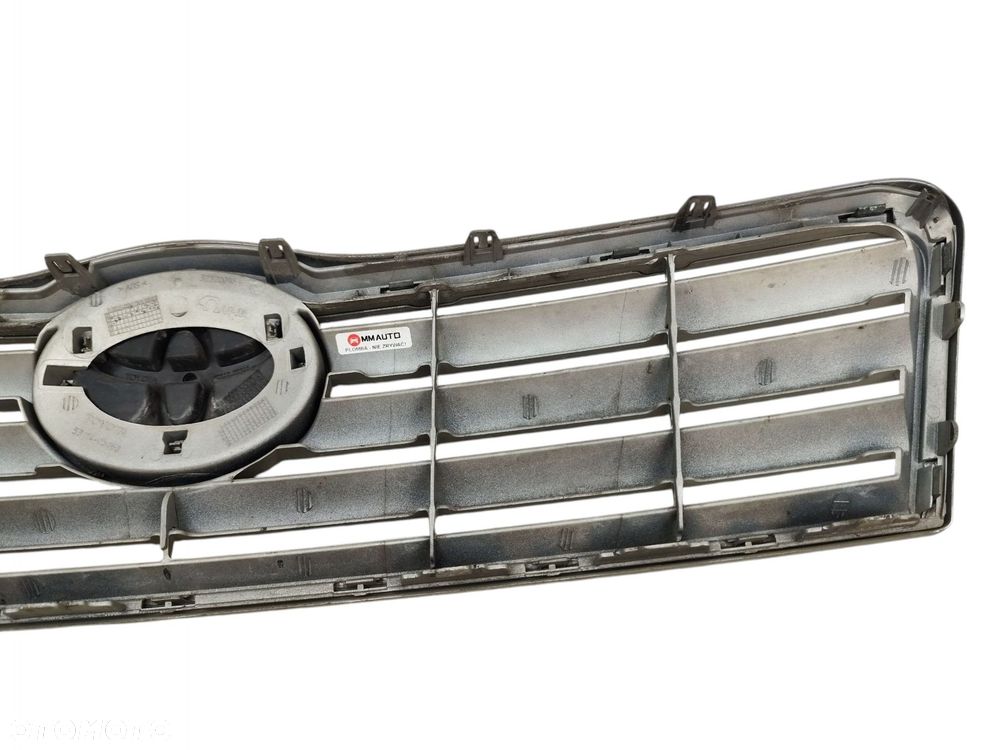 ATRAPA GRILL TOYOTA AVENSIS T25 (2003-2006) 2.0 D4D 116KM 53114-05060 32320010 - 3