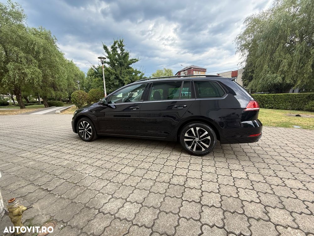 Volkswagen Golf 2.0 TDI SCR DSG United - 8