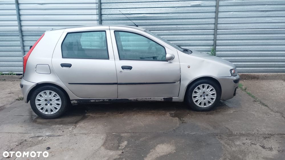 Tylko Części Fiat Punto II 1.9 JTD 8V 188A2000 80KM 58kW 99r-03r 5D lakier 647 - 2