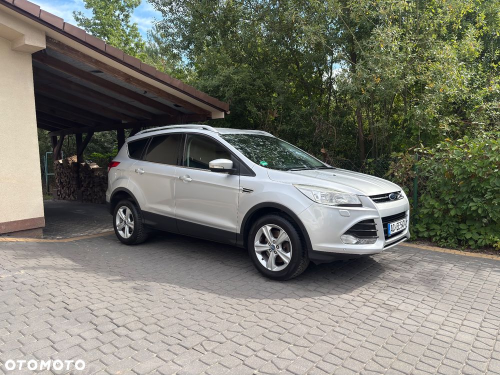 Ford Kuga 2.0 TDCi 2x4 Titanium - 1