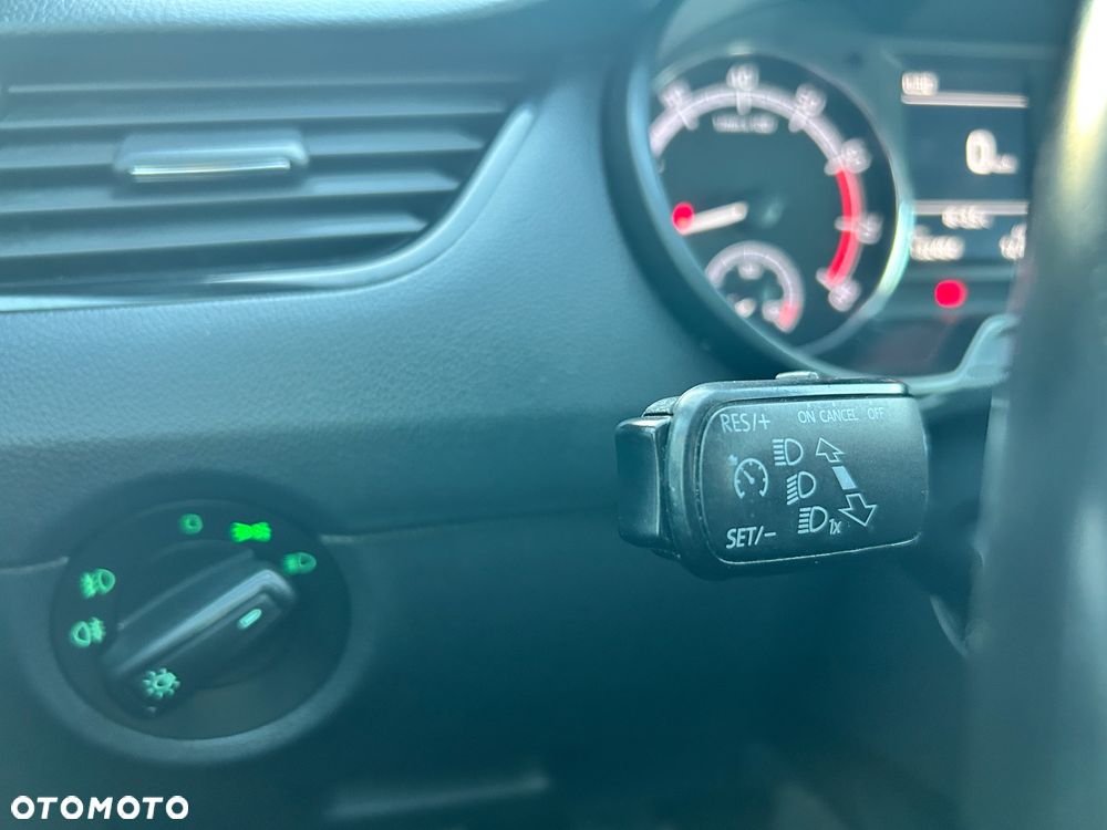 Skoda Octavia 1.4 TSI Active - 20