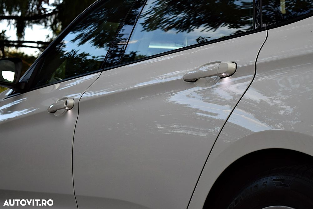 BMW Seria 3 320d Aut. xDrive Luxury Line - 25