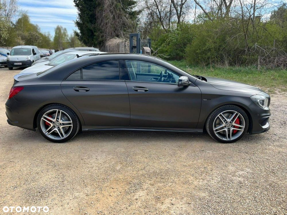 Mercedes-Benz CLA 45 AMG 4-Matic - 4