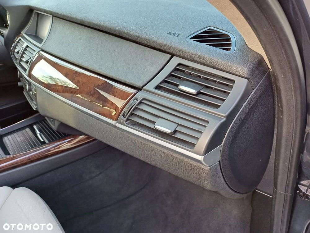 BMW X5 xDrive35i - 18