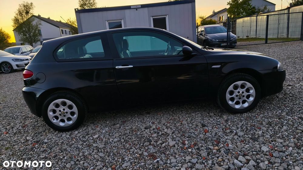 Alfa Romeo 147 - 6