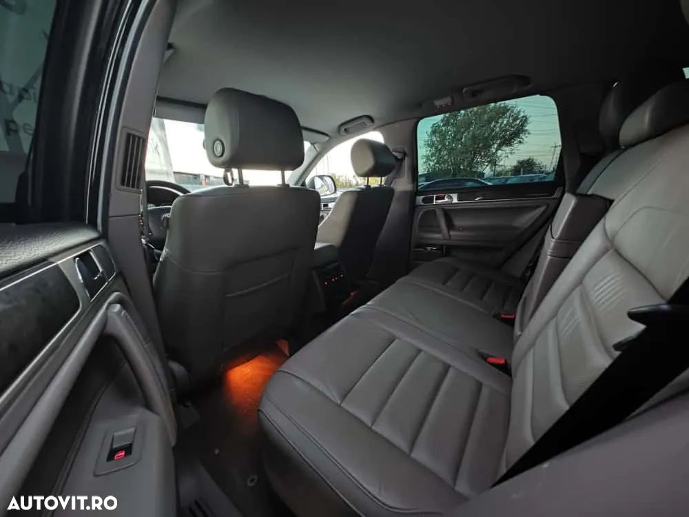 Volkswagen Touareg - 31