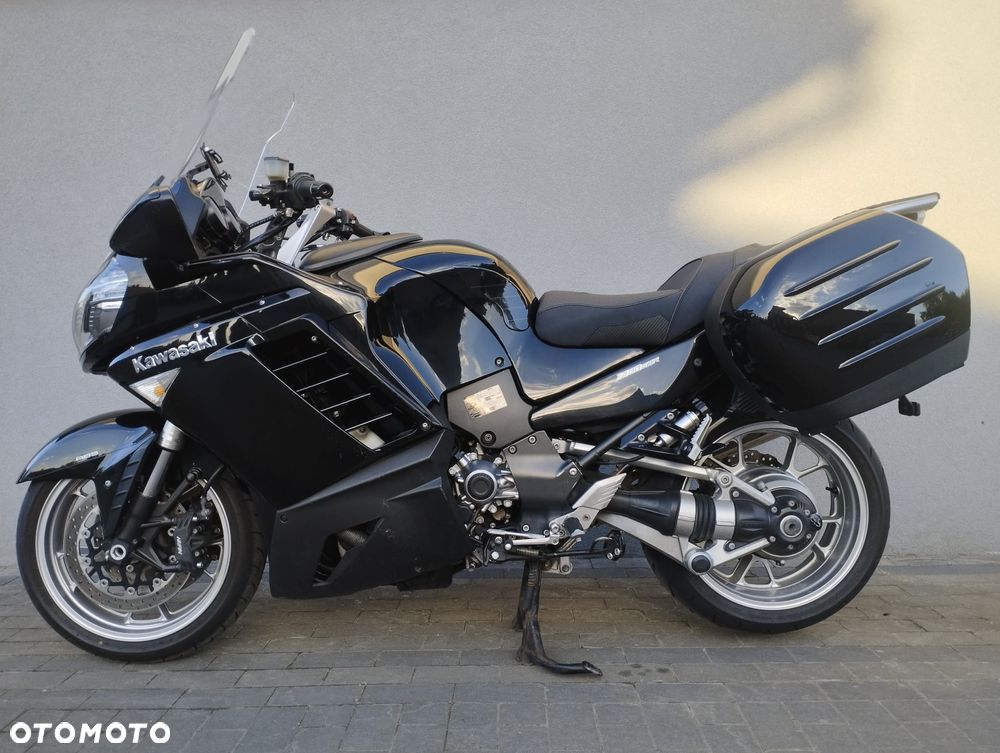 Kawasaki GTR - 1