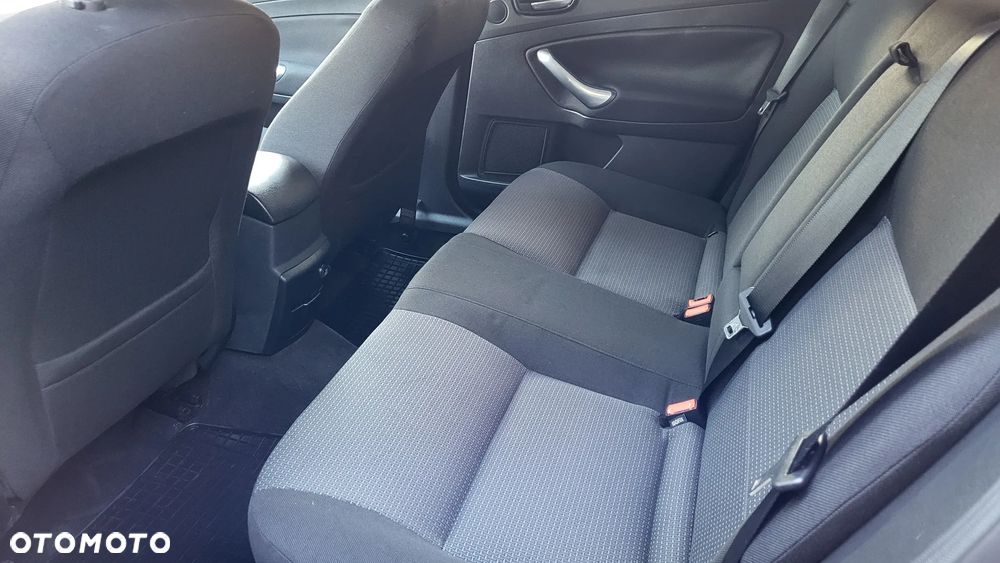 Ford Mondeo 2.0 Black Magic - 10