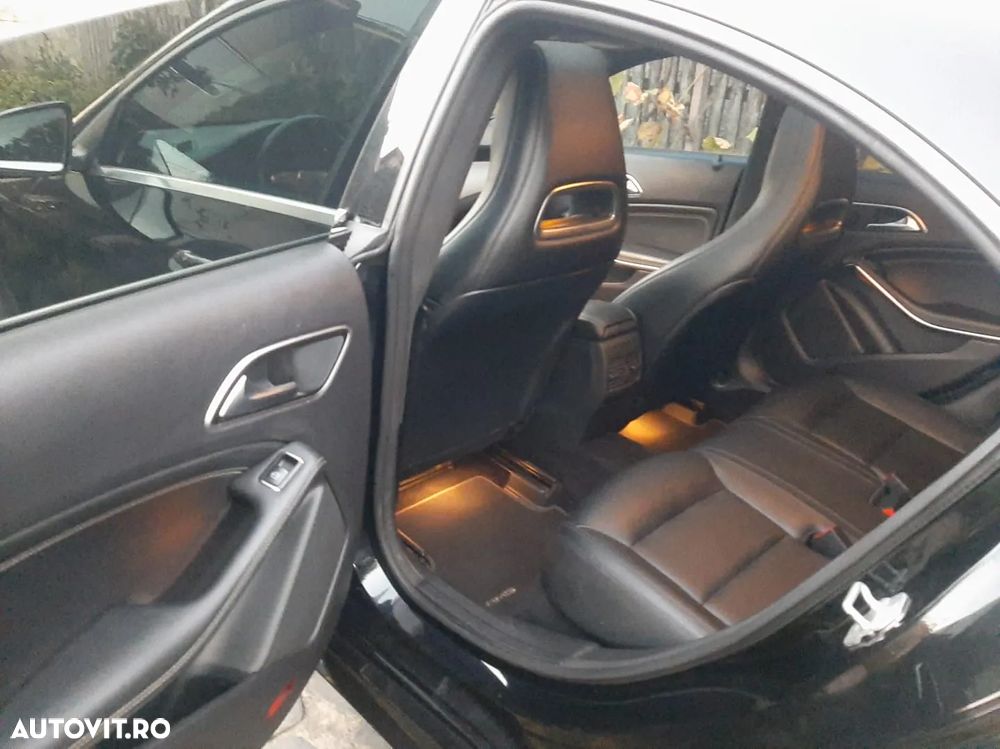 Mercedes-Benz CLA 220 CDI 7G-DCT - 4