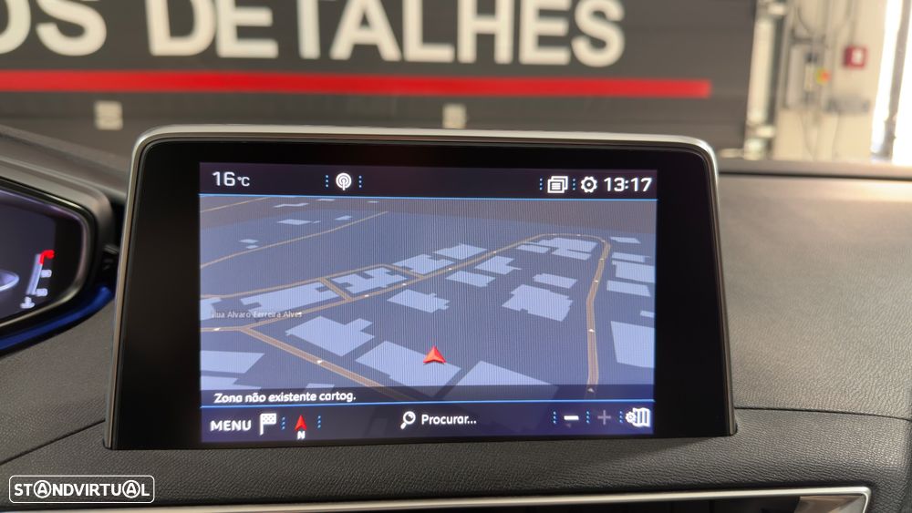 Peugeot 3008 1.2 PureTech Allure J18 - 24