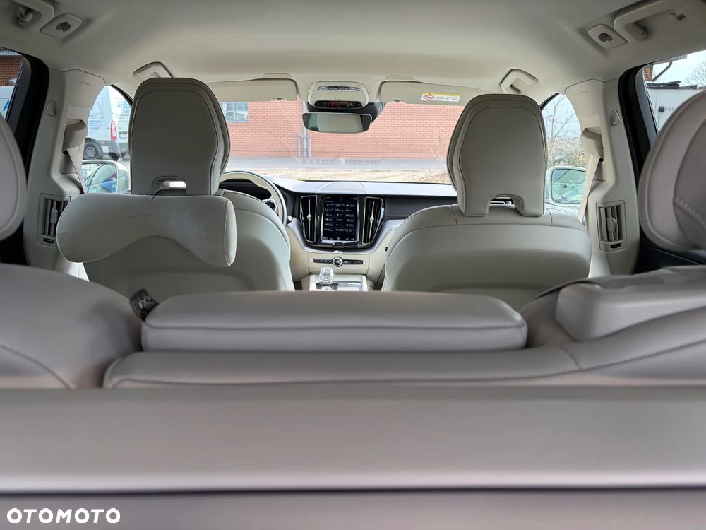 Volvo XC 60 D5 AWD Inscription - 10