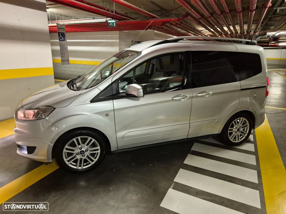 Ford Tourneo Courier 1.0 EcoBoost Titanium - 3