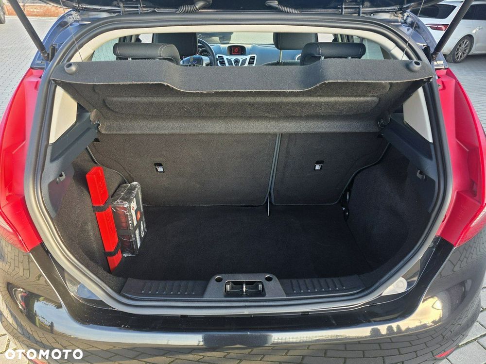 Ford Fiesta - 9