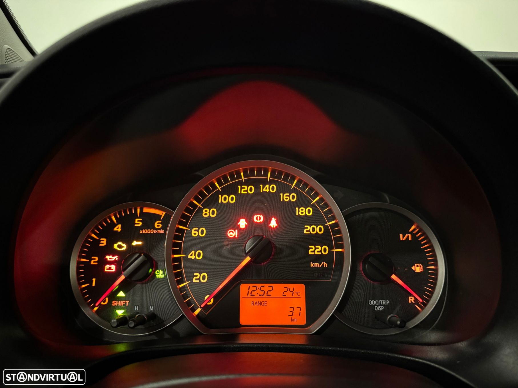 Toyota Yaris 1.4 D-4D ACtive+AC - 41
