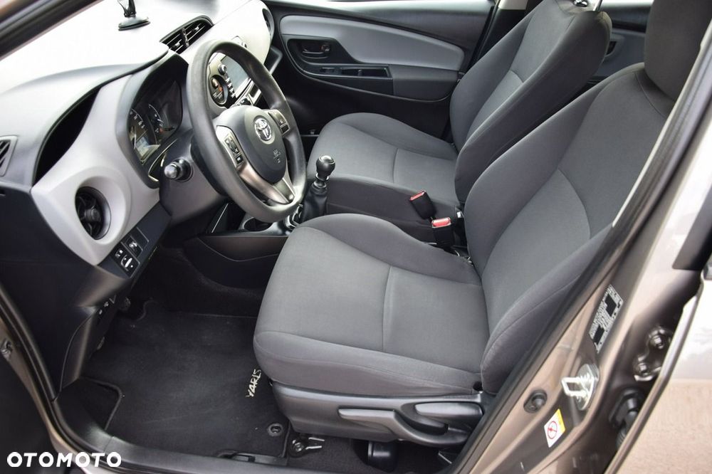 Toyota Yaris 1.5 Active - 28