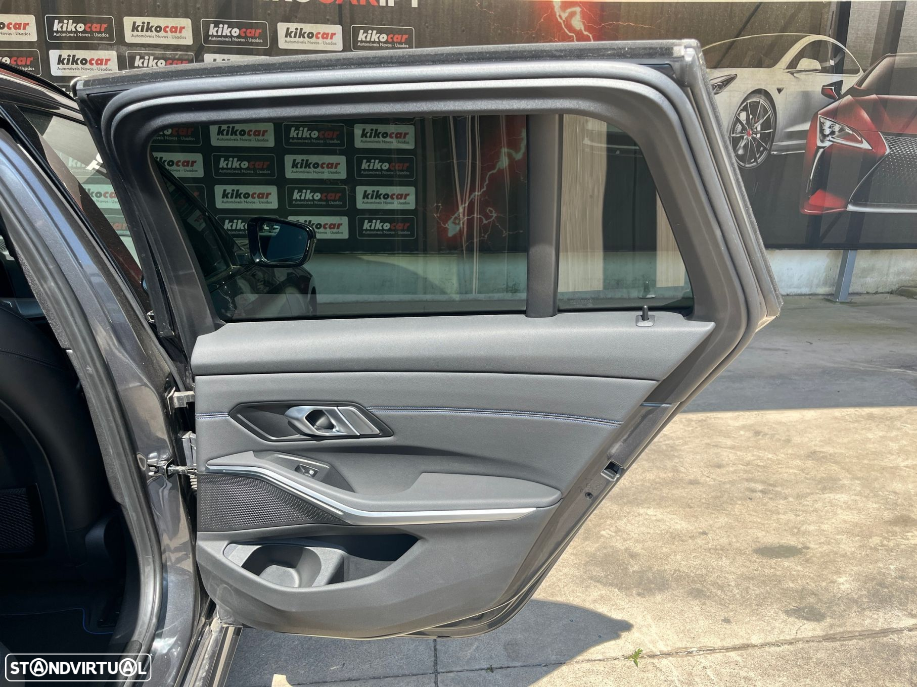 BMW 330 e Touring Pack M Auto - 29