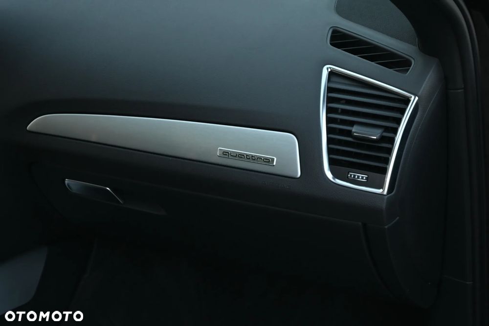 Audi Q5 2.0 TDI Quattro S tronic design - 27