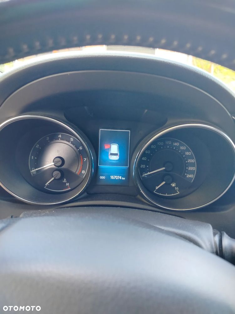 Toyota Auris 1.6 Selection - 2
