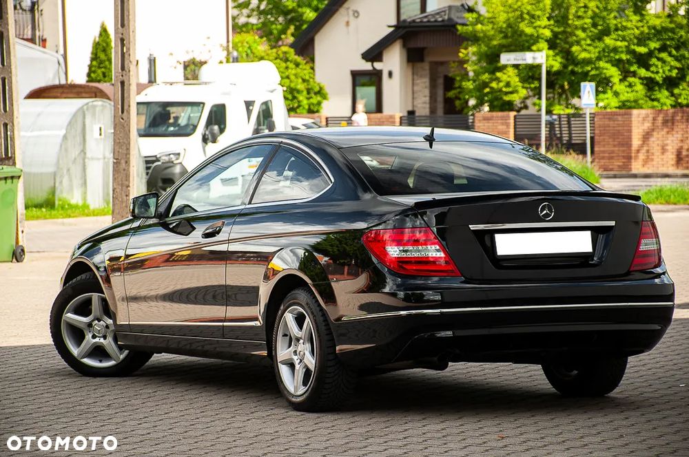 Mercedes-Benz Klasa C 180 BlueEFFICIENCY - 16
