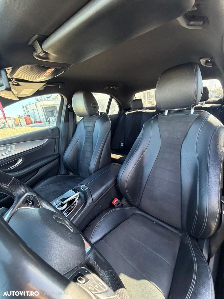 Mercedes-Benz E 220 d 4Matic 9G-TRONIC AMG Line - 13