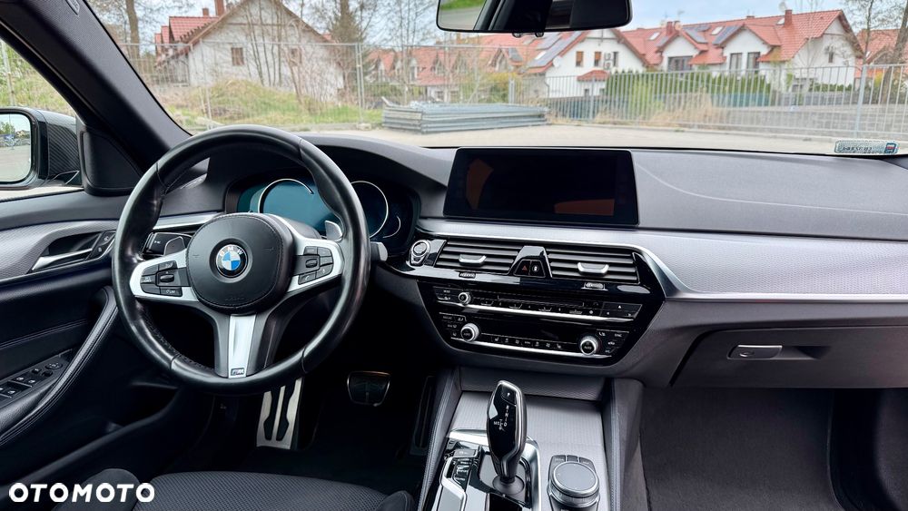 BMW Seria 5 520d xDrive M Sport sport - 15