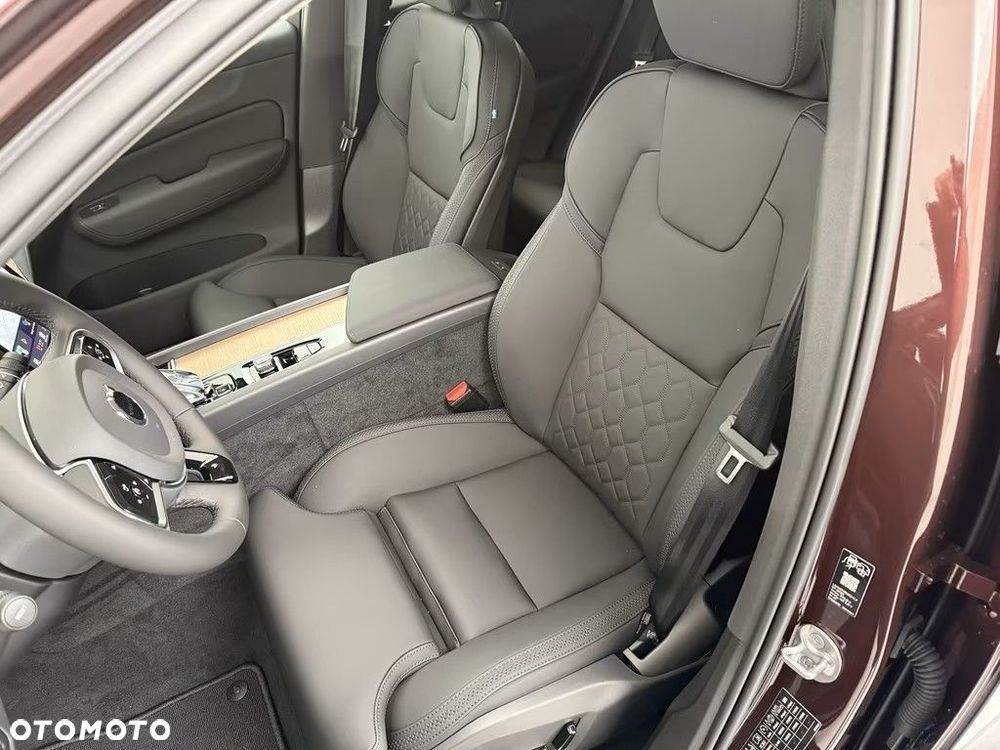 Volvo XC 60 T6 Plug-In Hybrid AWD Plus Bright - 17