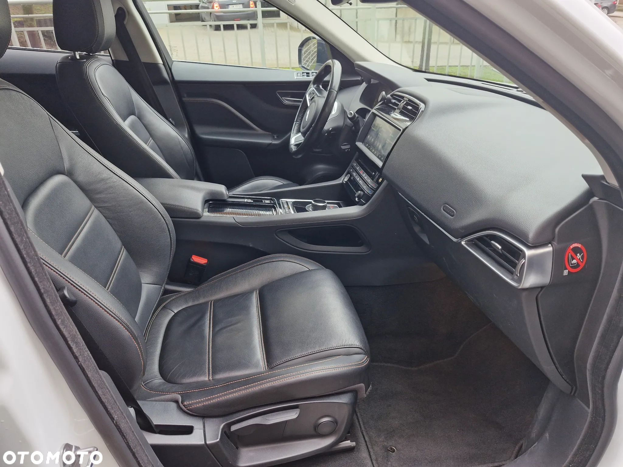 Jaguar F-Pace 2.0 i4D AWD Prestige - 7