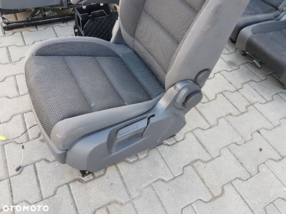 VW TOURAN 2 II 10-15r FOTELE PRZEKŁADKA Z VANA 7 OSÓB - 10