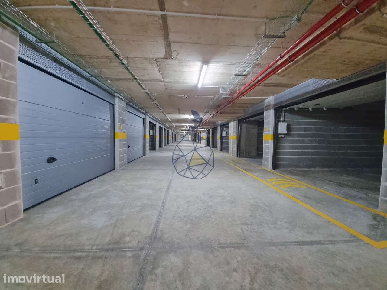 Garagem box para arrendamento anual em Portimao - Grande imagem: 4/19