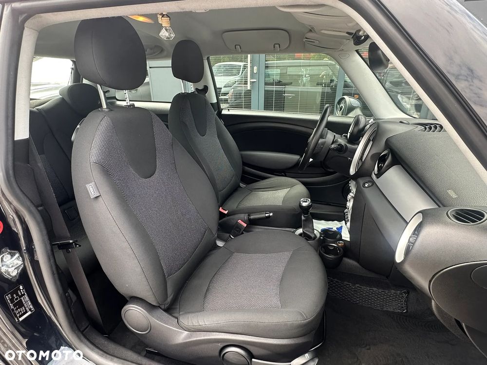 MINI ONE Standard - 33
